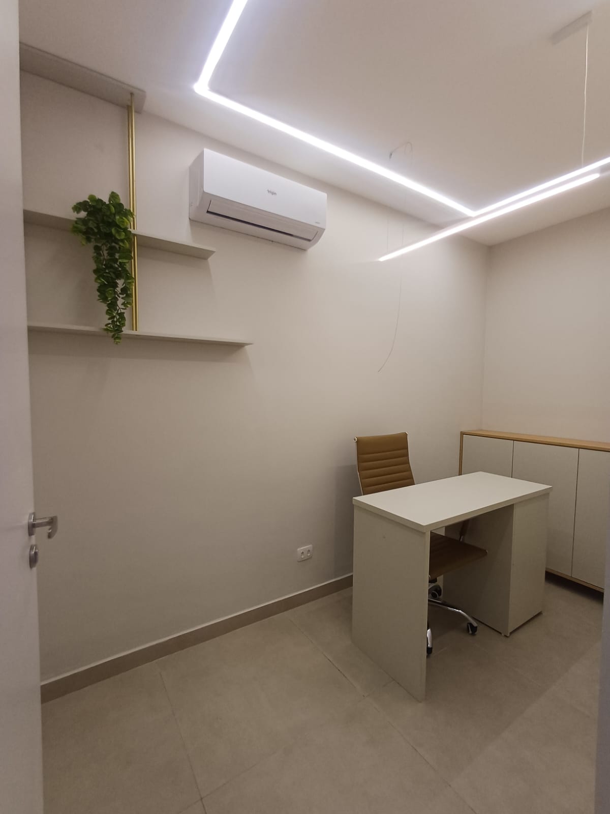 WhatsApp Image 2025-10-06 at 14.23.25 (2).jpeg